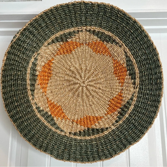 16" Round Hand-Woven Green Abaca Wall Basket. - Picture 1 of 10